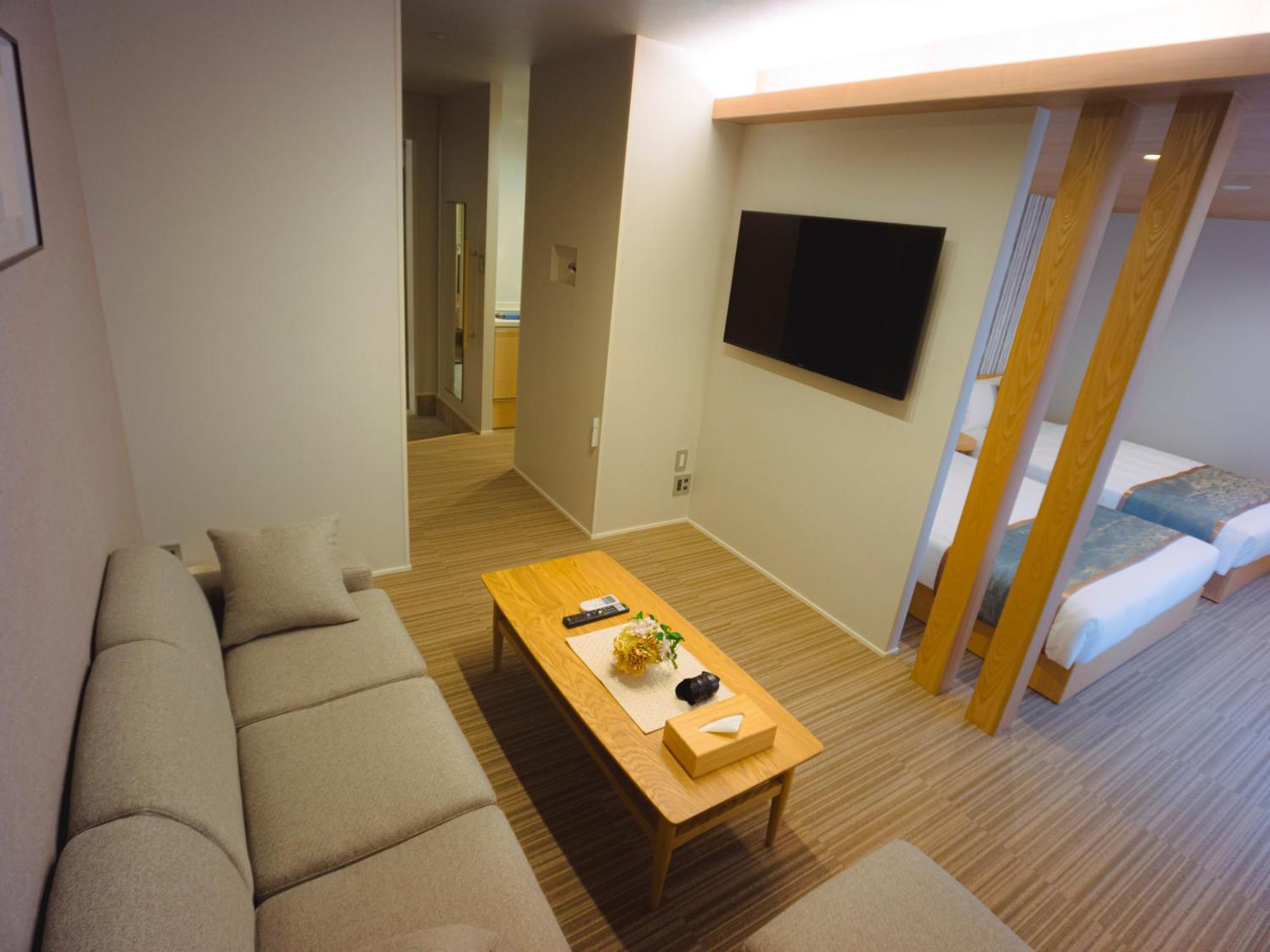 グランドベース博多住吉 アパートホテル 3*